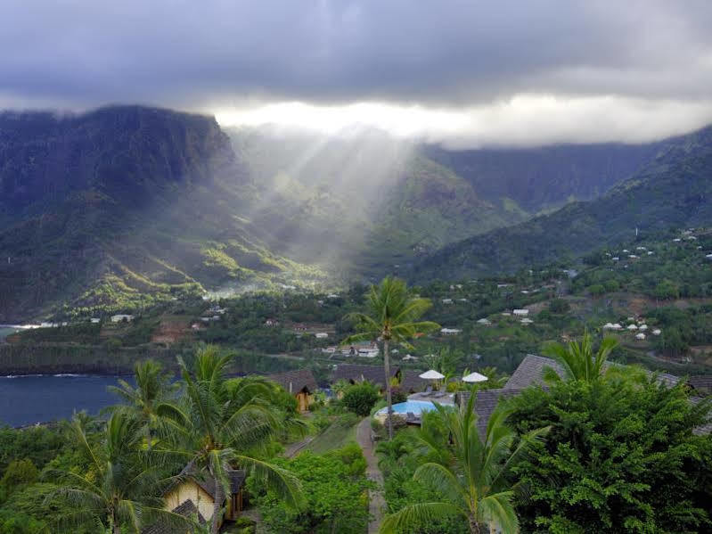 Hiva Oa Hanakee Pearl Lodge Marquesas ภายนอก รูปภาพ